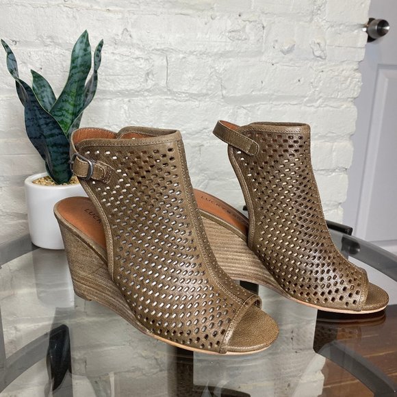 Lucky Brand Shoes - Lucky Brand Peep Toe Tan Buckle Wedge Sandals